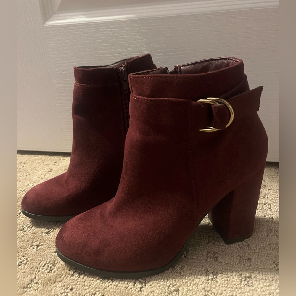 Maroon Booties - Picture 3 of 4